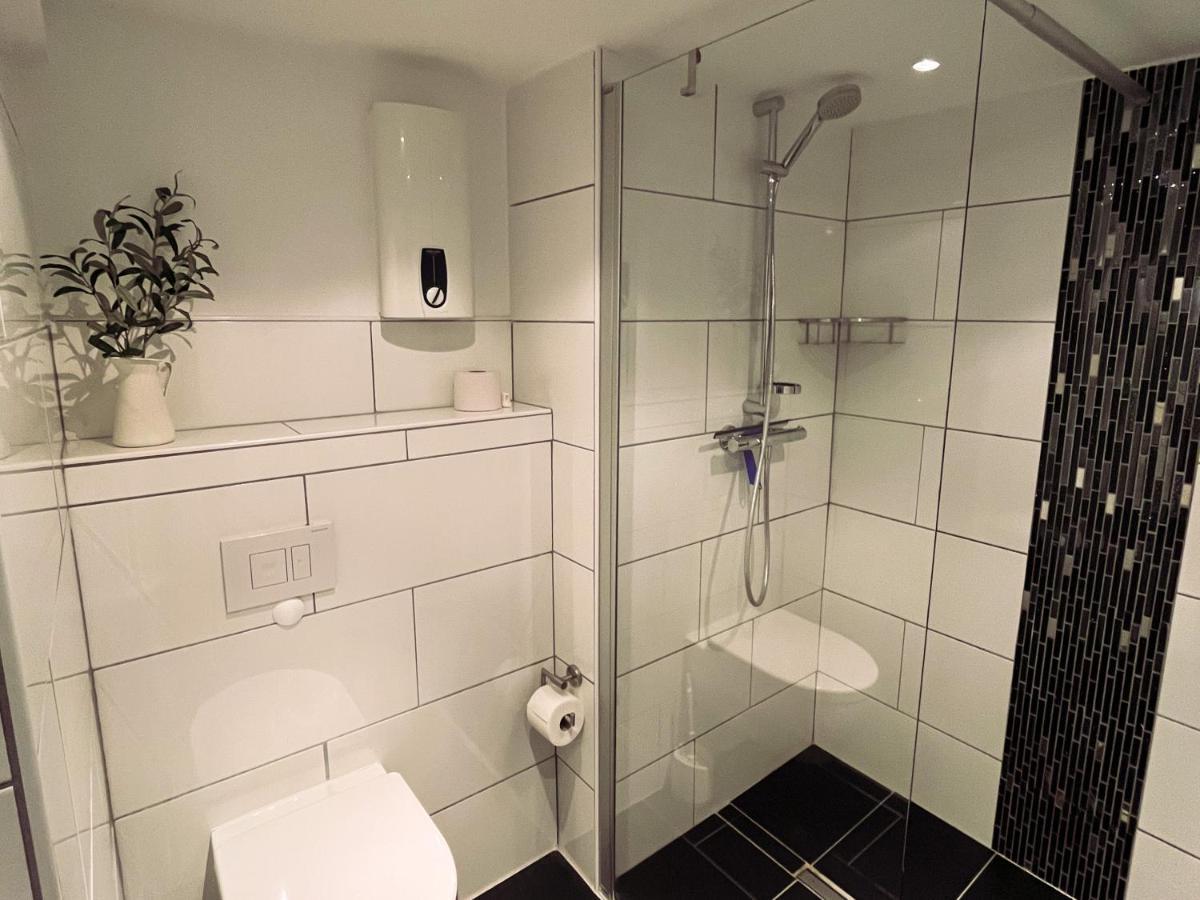 Apartment Hirsch: Wohnung Fuer Die Ganze Familie Mit Disney+ Браунлаге Екстериор снимка